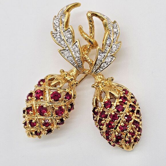 Camrose & Kross JBK Brooch Vtg  Berry Pinecone Jacqueline Kennedy Estate Pin - Picture 12 of 12